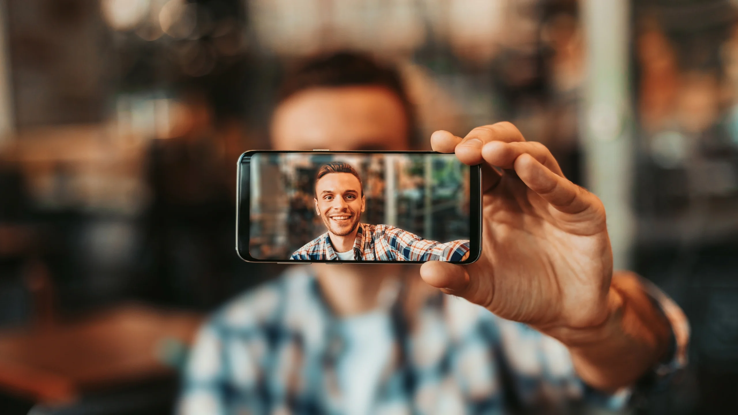 Não tem verba de marketing milionária? Invista em marketing digital