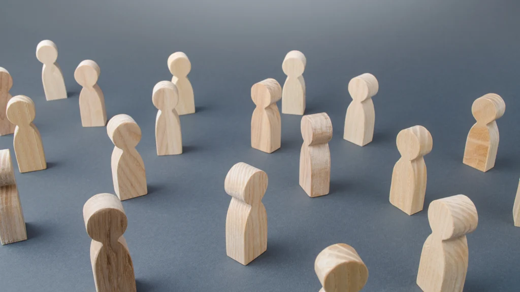 O Fim da Hierarquia Corporativa: Uma Profunda Transformação no Mundo dos Negócios e o Papel das Empresas